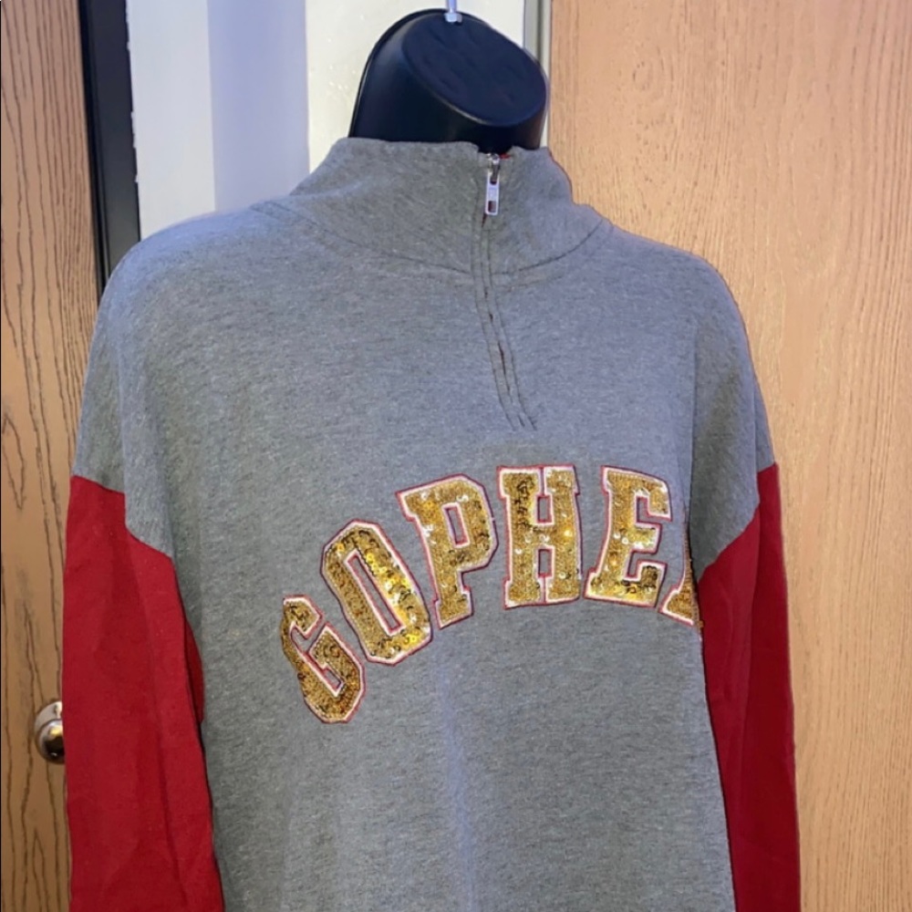 VS PINK w/ 5th & Ocean Clothing LLC. MN Gophers pull sweatshirt